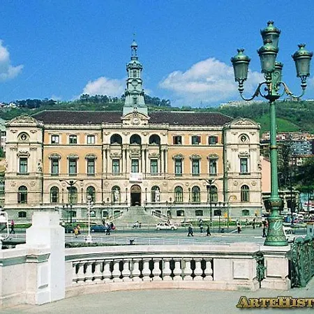 Lux Cityhall + Parking Appartamento